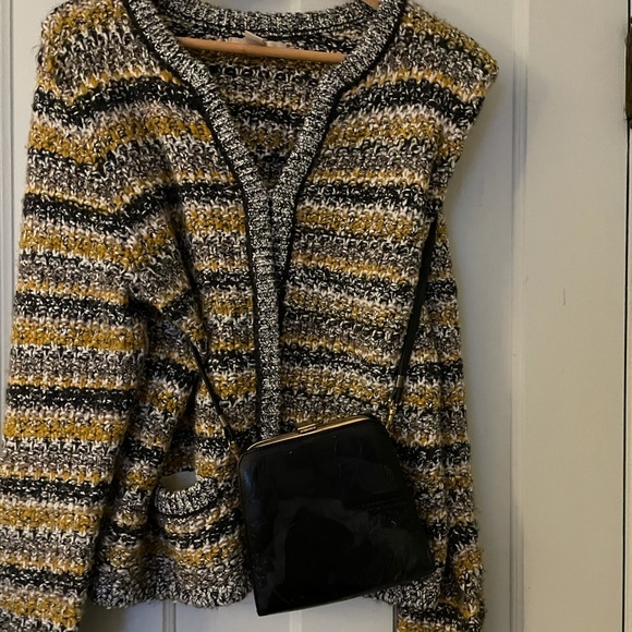 Banana Republic classic cardigan - Picture 3 of 4